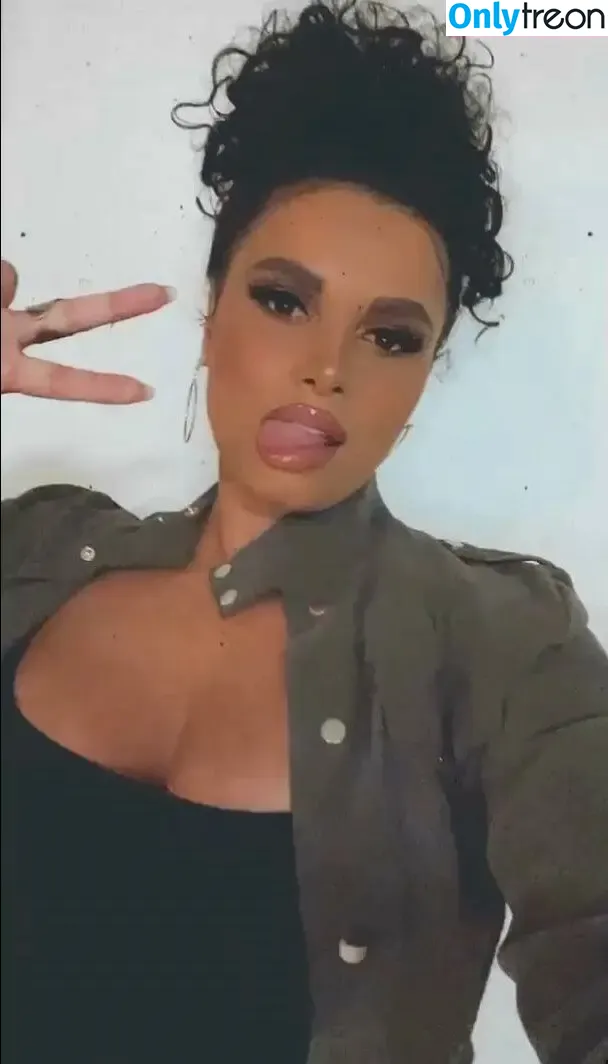 Joy Taylor голая photo #0443 (joyoustaylorjoyfree / joytaylortalks)