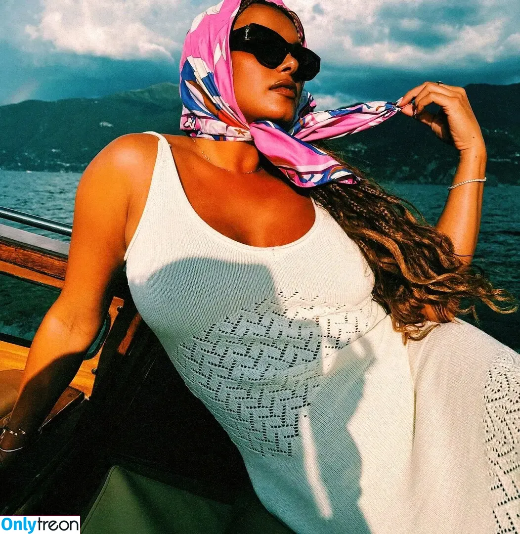 Joy Taylor голая photo #0560 (joyoustaylorjoyfree / joytaylortalks)
