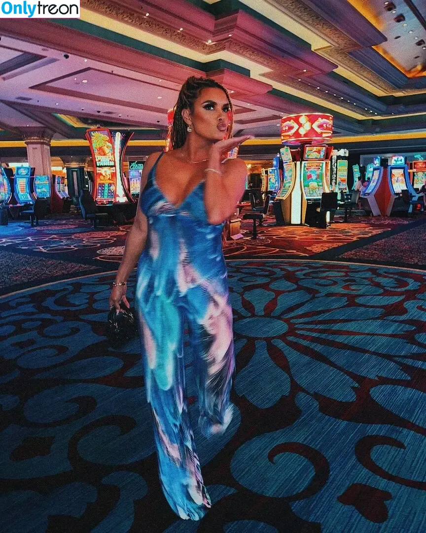 Joy Taylor голая photo #0627 (joyoustaylorjoyfree / joytaylortalks)