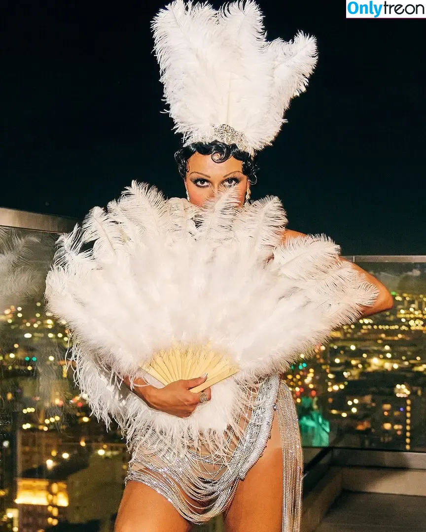 Joy Taylor голая photo #0644 (joyoustaylorjoyfree / joytaylortalks)