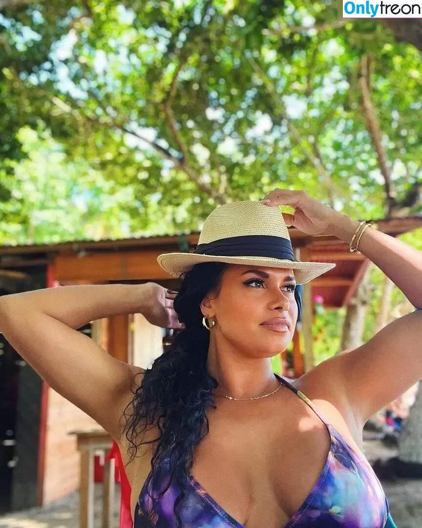 Joy Taylor голая photo #0705 (joyoustaylorjoyfree / joytaylortalks)