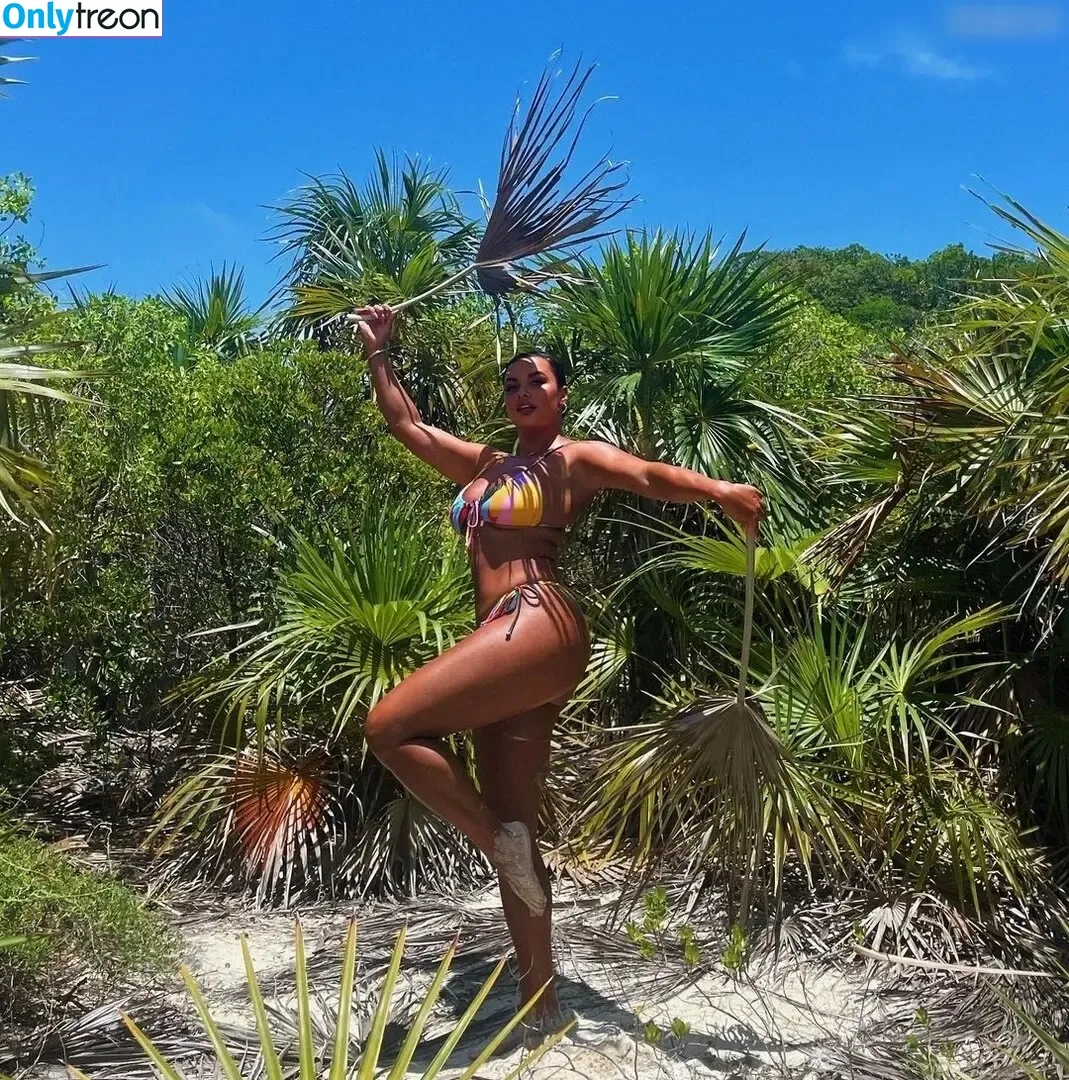 Joy Taylor голая photo #0721 (joyoustaylorjoyfree / joytaylortalks)