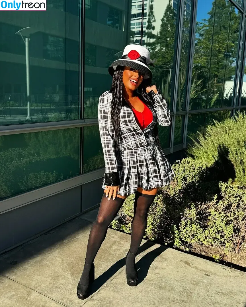 Joy Taylor голая photo #0777 (joyoustaylorjoyfree / joytaylortalks)