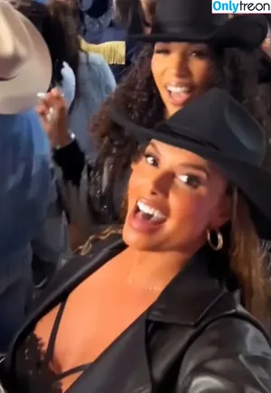 Joy Taylor / joyoustaylorjoyfree / joytaylortalks nude photo #1122