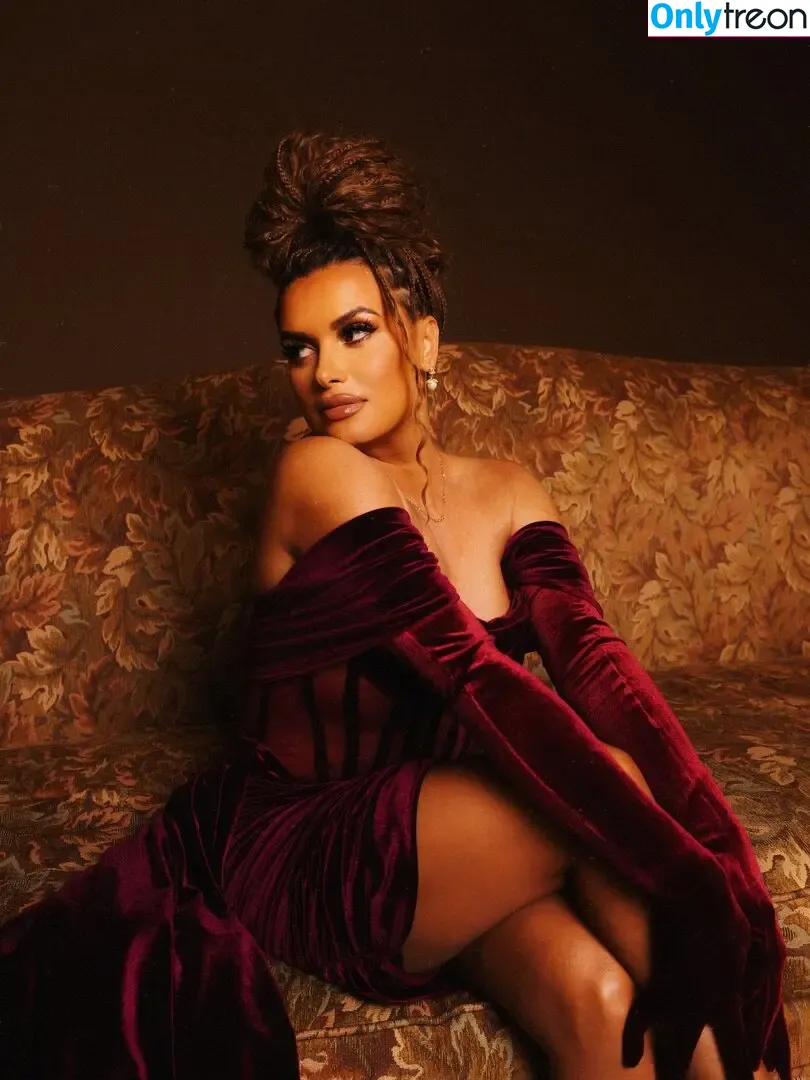 Joy Taylor nude photo #1132 (joyoustaylorjoyfree / joytaylortalks)