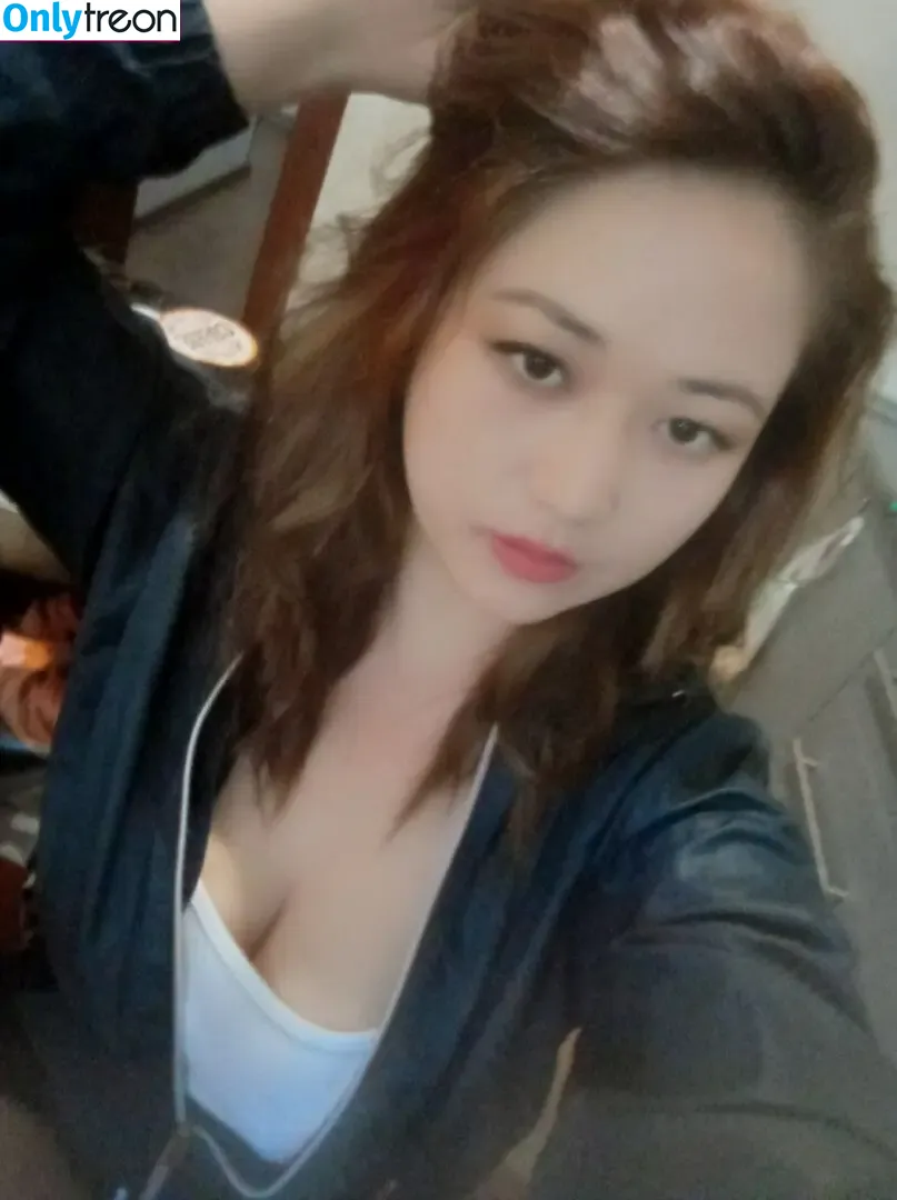 JoyFulLicss nude photo #0005 (JoyFulLics / joyfulls69)