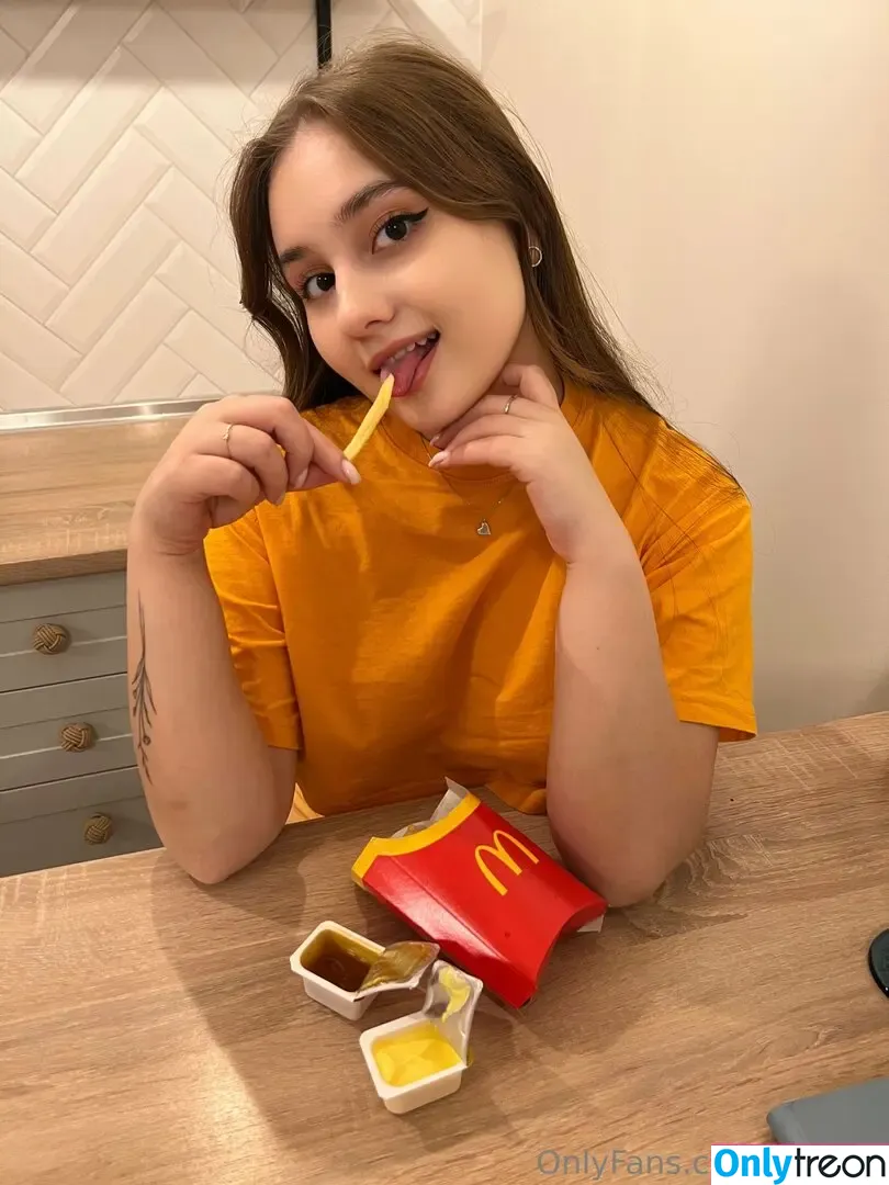 joylucy голая photo #0024 (joylucy)