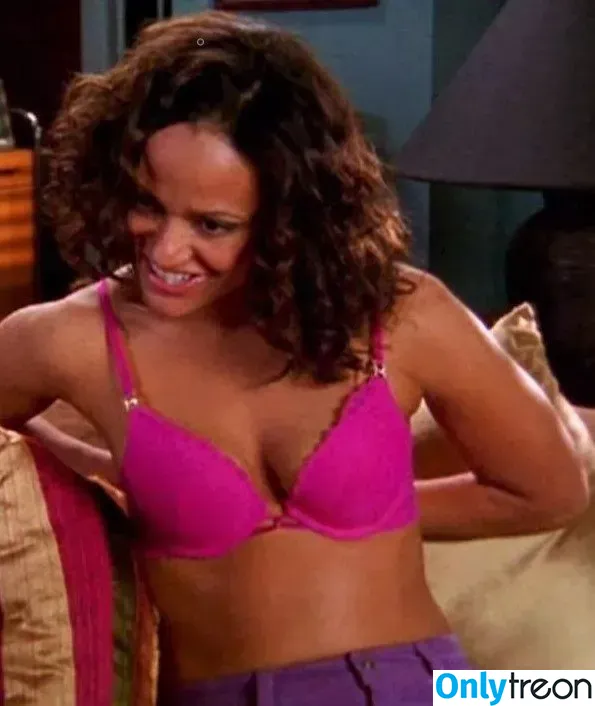 Judy Reyes nude photo #0014 (Nurse Carla from Scrubs / diegoreyesxxx / itisijudyreyes1)