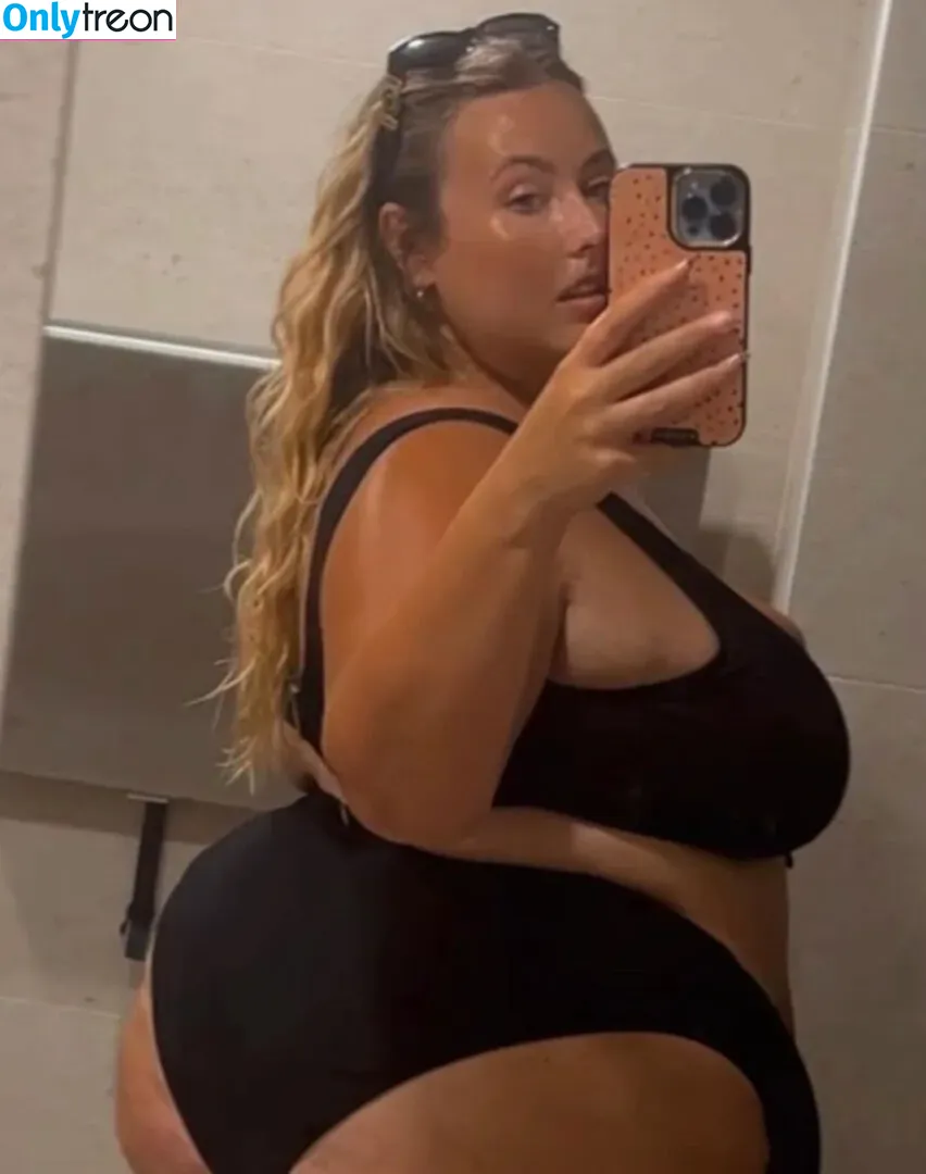 juiceefruitee nude photo #0041 (juicyfruitxoxo)