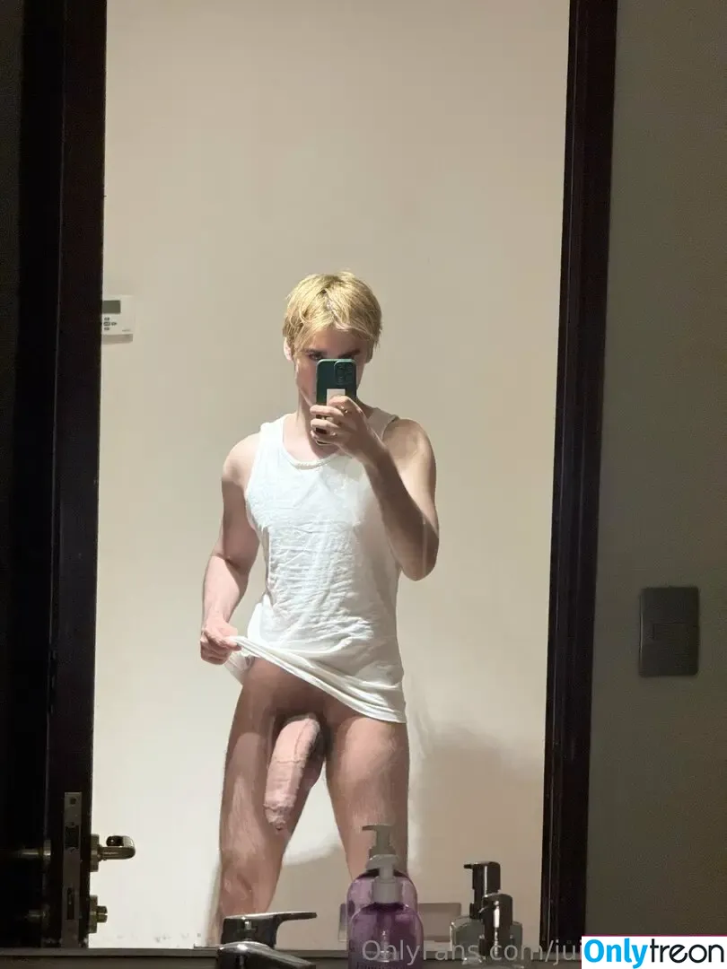 juicytwinkxxl nude photo #0028 (juicytwig)