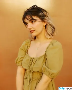 Jules ASMR / julesasmr_ nude photo #0003