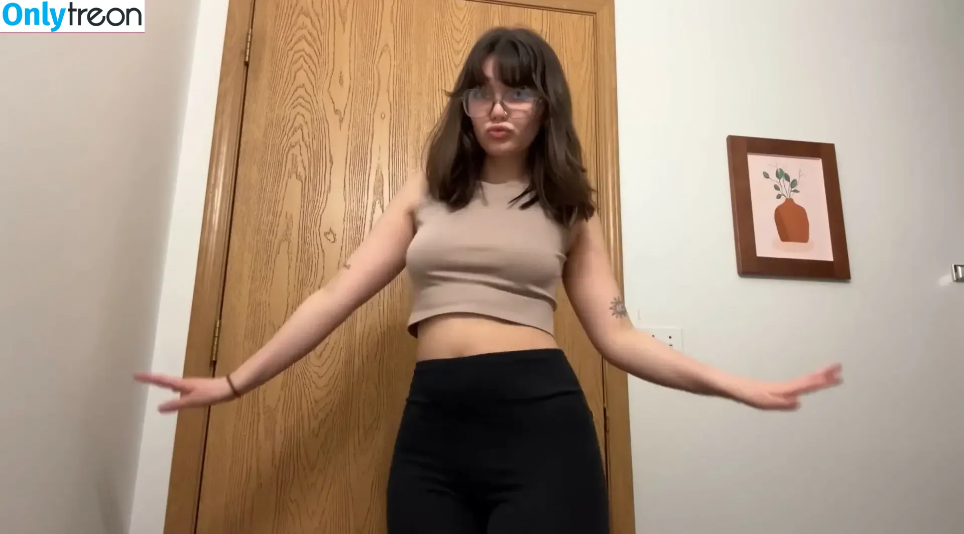 Jules ASMR nude photo #0016 (julesasmr_)