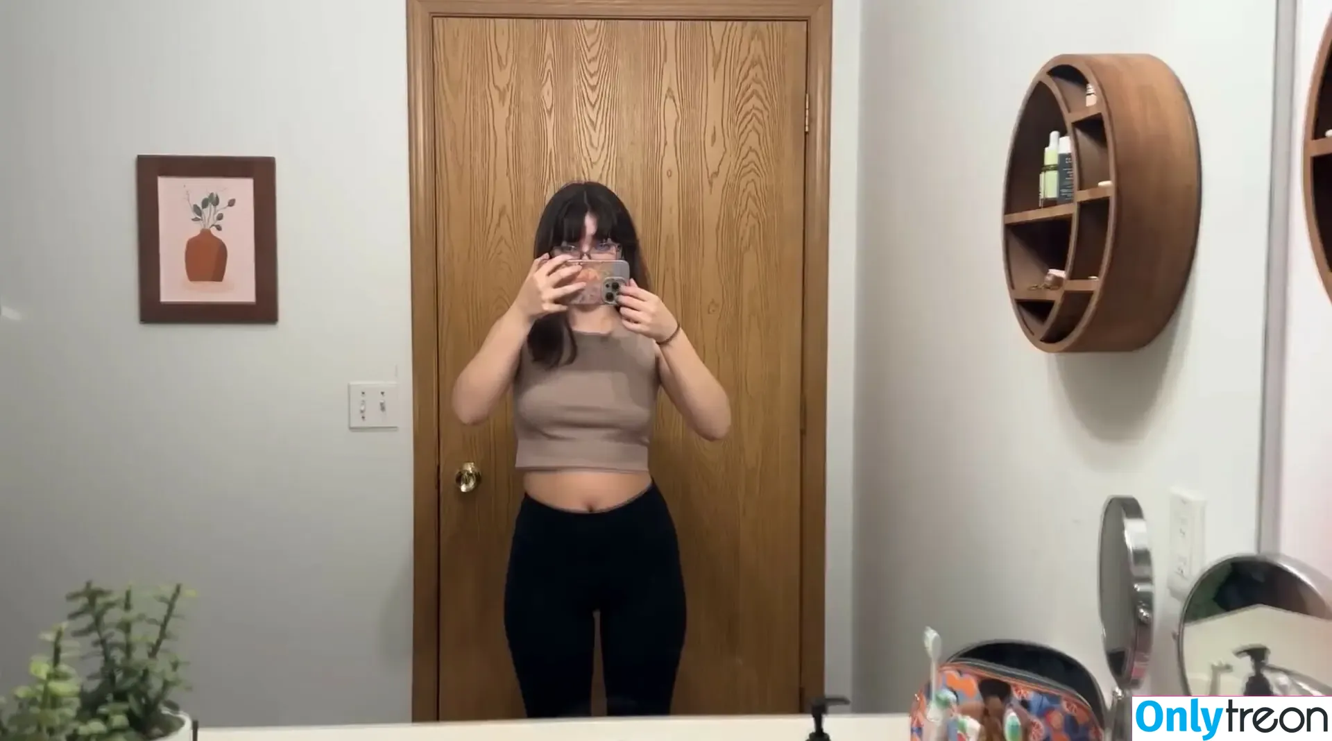 Jules ASMR nude photo #0017 (julesasmr_)
