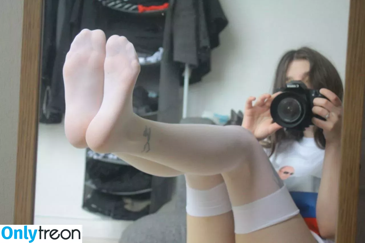 Jules Feet nude photo #0142 (jules_hampton / julesfeet / julesfeetj / julesvon228 / Лапки Джулс)