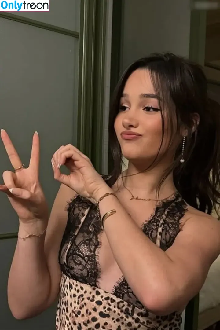 Jules LeBlanc nude photo #0163 (Annie LeBlanc / julesleblanc)