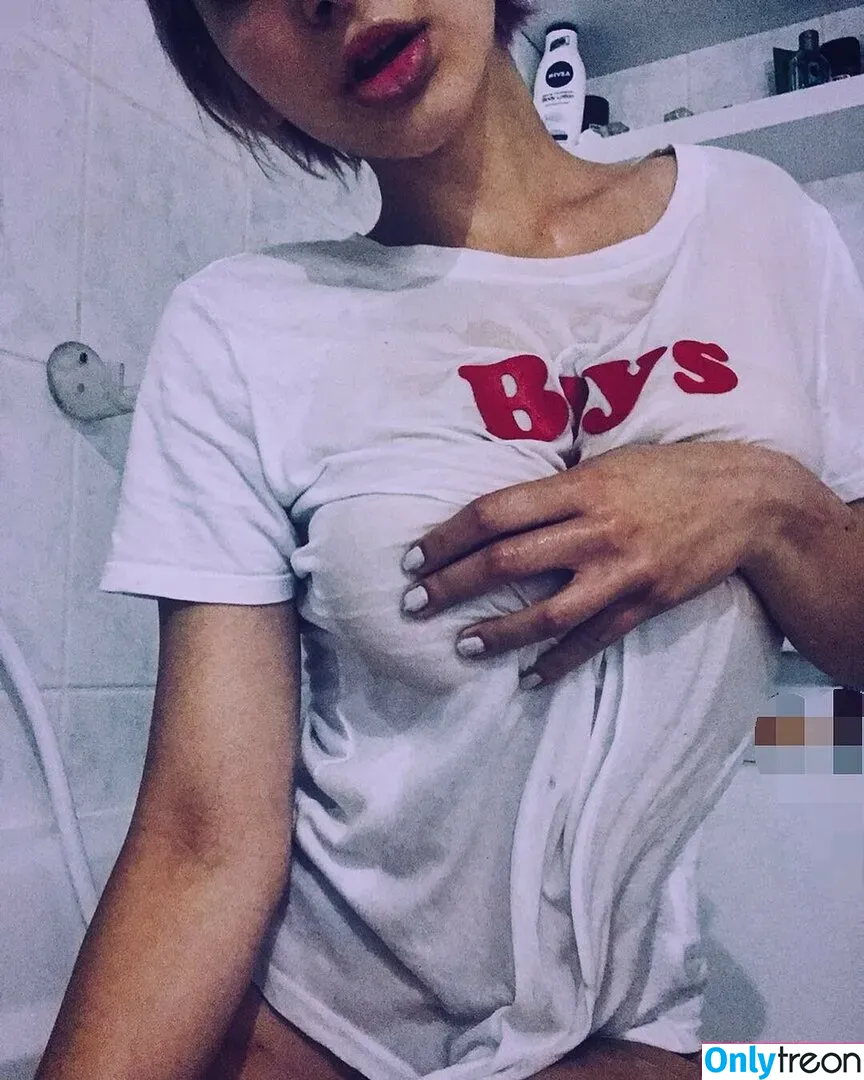 Julez Notyourwaifu_6 nude photo #0023 (Juleznotyourwaifu_6 / Mamachief117 / Mistress-chief117)
