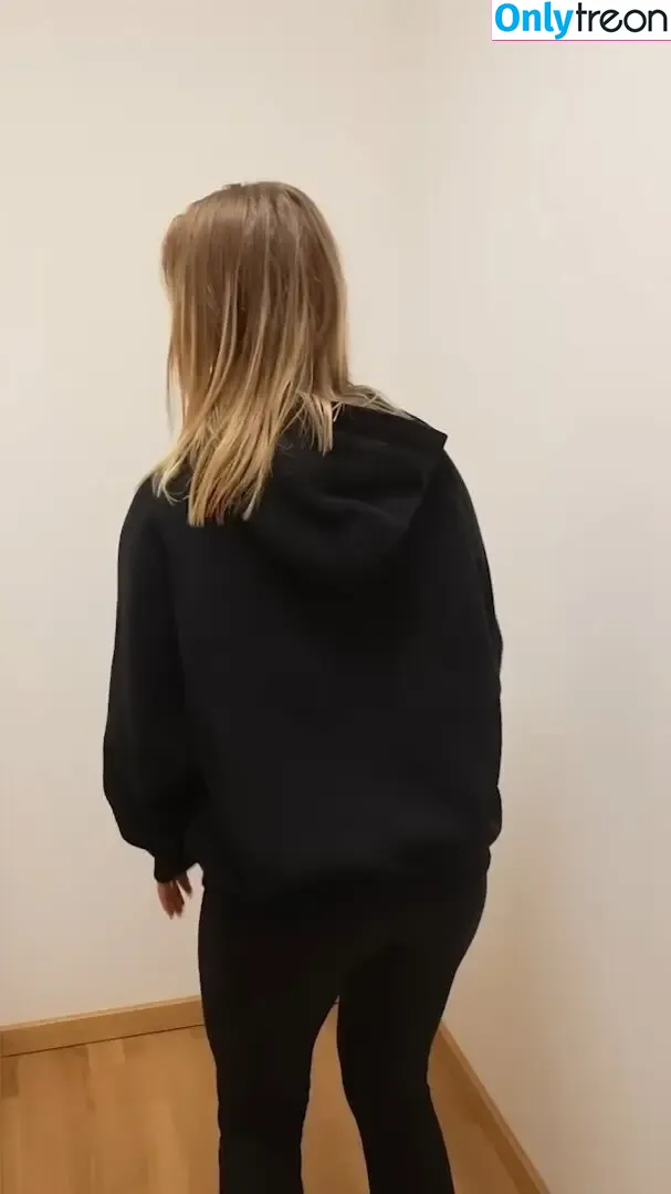 Julia Beautx nude photo #1500 (juliabeautx)