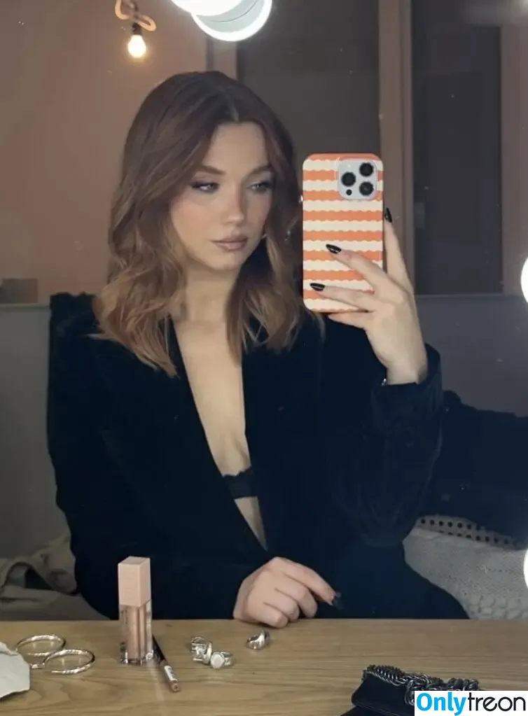 Julia Beautx голая photo #1532 (juliabeautx)