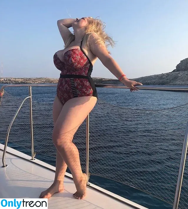 Julia Chegodar голая photo #0002 (hellojuliarose / julia_cheg)