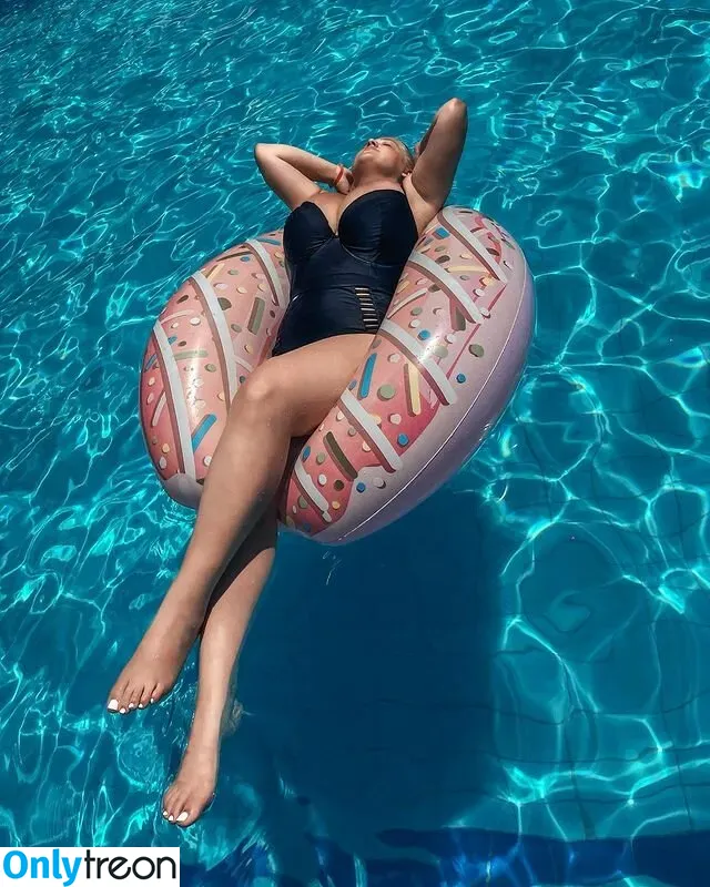 Julia Chegodar голая photo #0045 (hellojuliarose / julia_cheg)