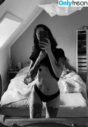 Julia Crds / jlacrds nude photo #0012