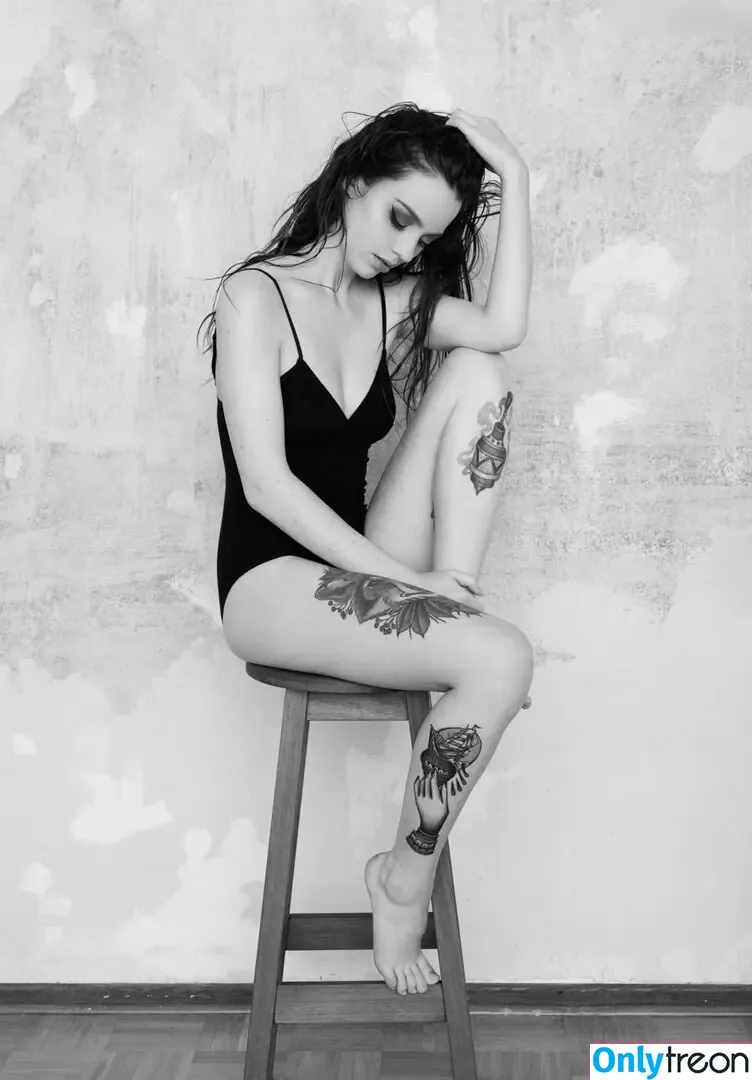 Julia Crds nude photo #0003 (jlacrds)