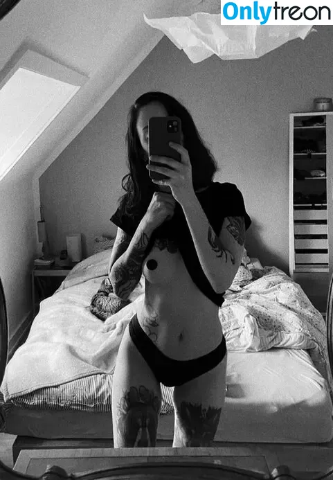 Julia Crds nude photo #0012 (jlacrds)