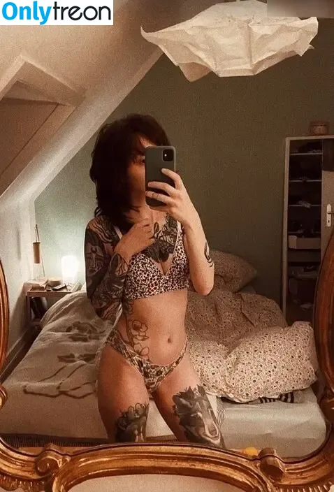 Julia Crds nude photo #0023 (jlacrds)