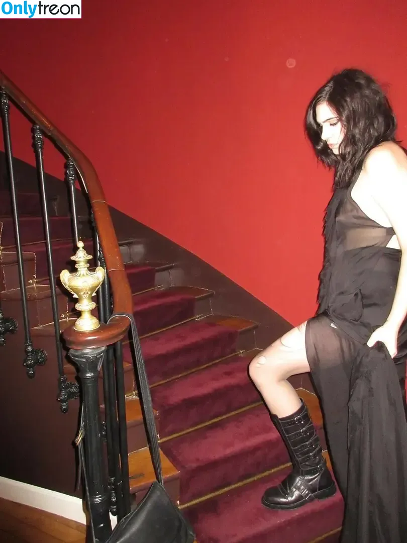 Julia Cumming голая photo #0023 (Bassist / juliacumming)