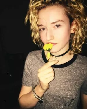 Julia Garner / juliagarnerofficial / ztyg_29 nude photo #0104
