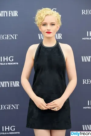 Julia Garner / juliagarnerofficial / ztyg_29 nude photo #0197