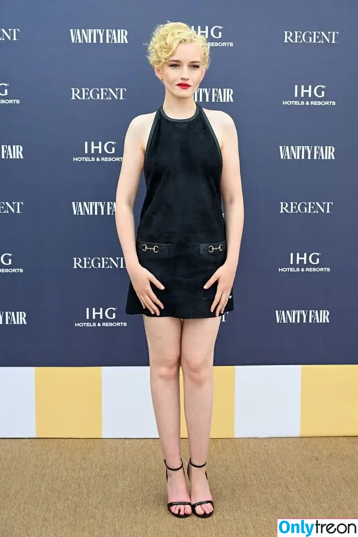 Julia Garner nude photo #0196 (juliagarnerofficial / ztyg_29)