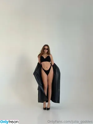  nude photo #0005