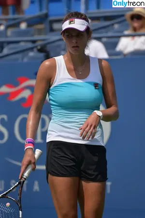 Julia Görges / julia.goerges nude photo #0003