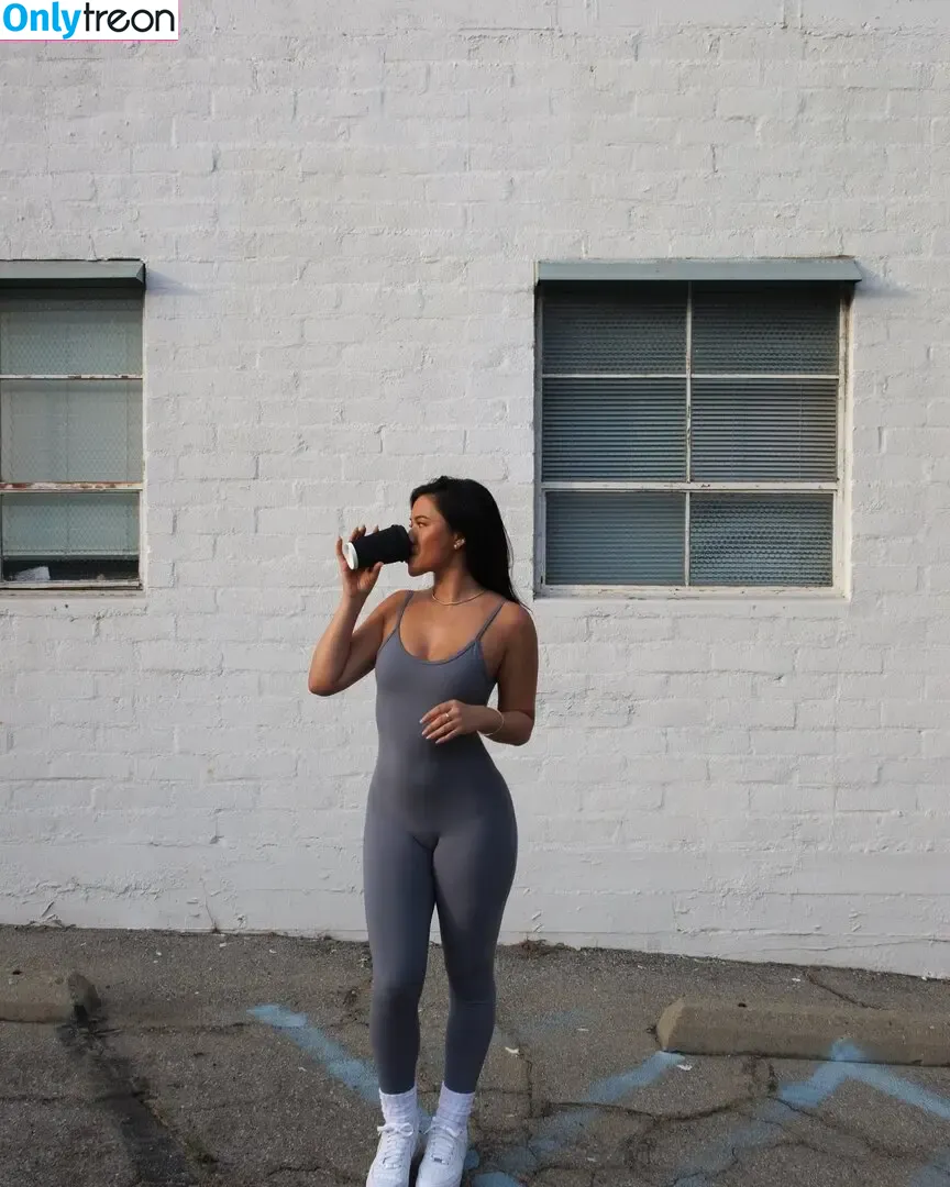 Julia Kelly голая photo #1451 (missjuliakelly / thesophiakelly)