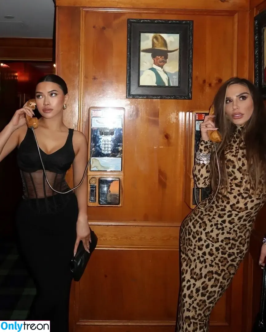 Julia Kelly голая photo #1514 (missjuliakelly / thesophiakelly)