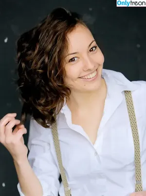 Julia Krüger / ll_koolia фото голая #0017