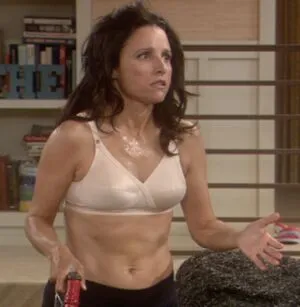 Julia Louis-Dreyfus / officialjld nude photo #0090