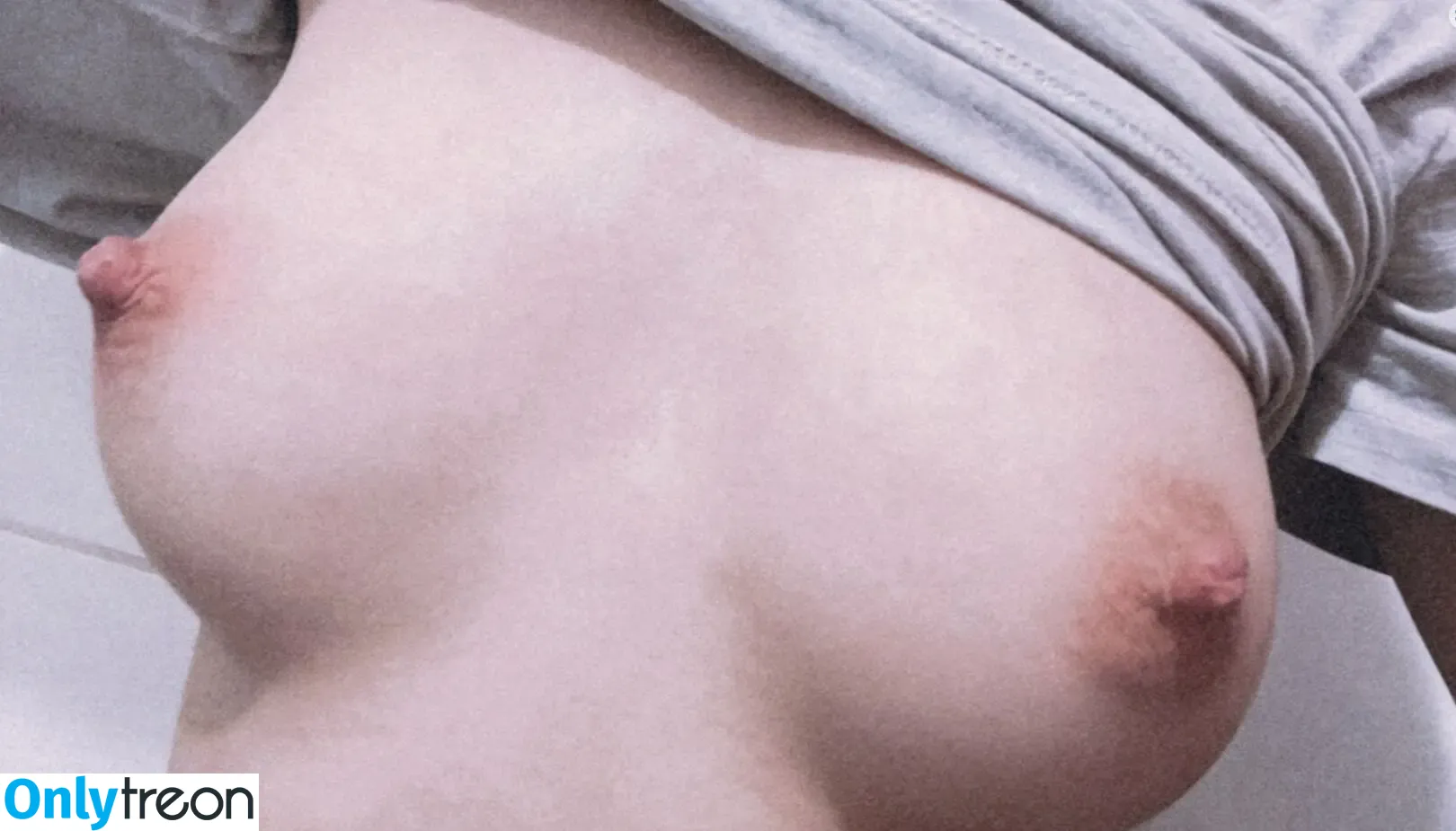 Julia Macedo nude photo #0021 (julimacedo_r)