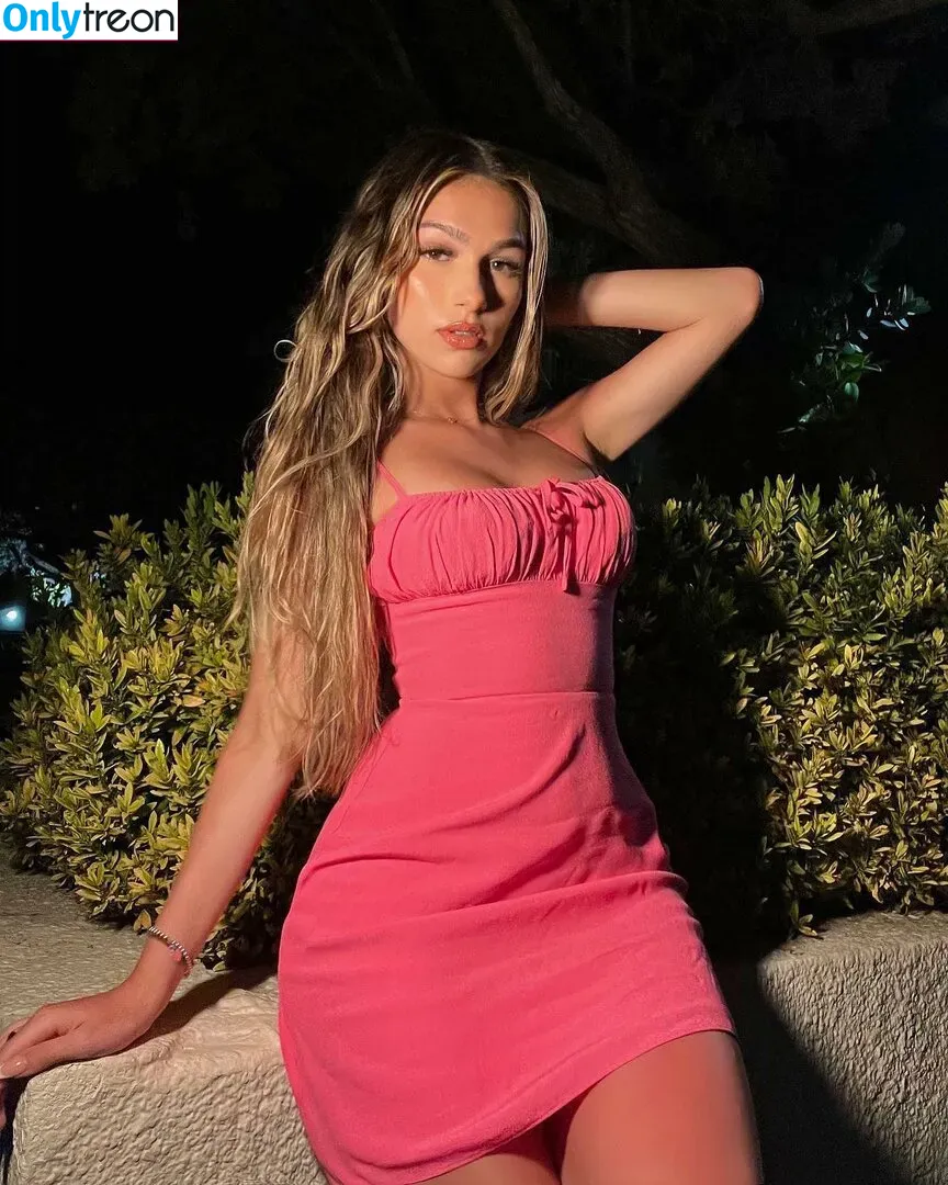 Julia Merekoulias nude photo #0005 (juliakul_official / juliamerekoulias)