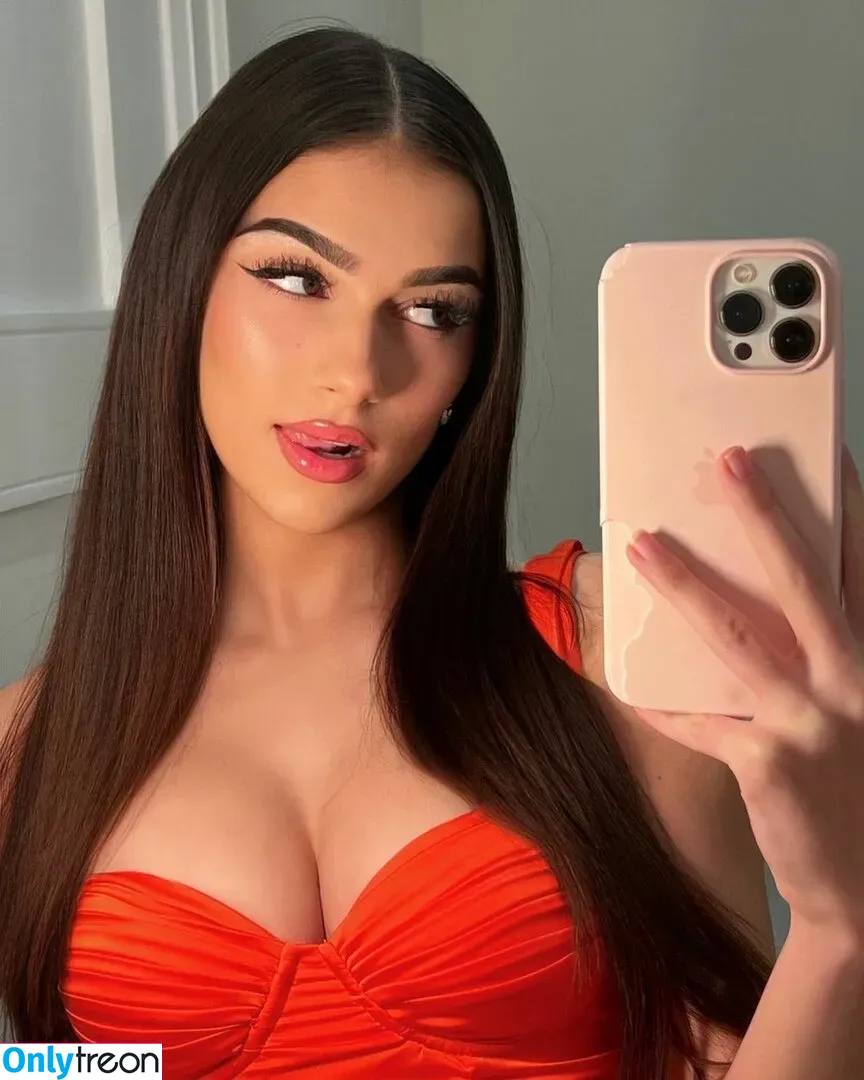 Julia Merekoulias nude photo #0060 (juliakul_official / juliamerekoulias)