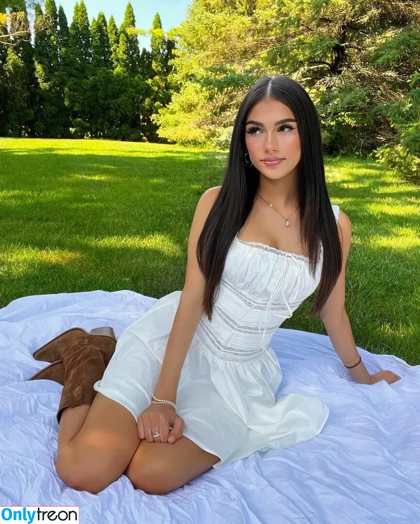 Julia Merekoulias nude photo #0160 (juliakul_official / juliamerekoulias)