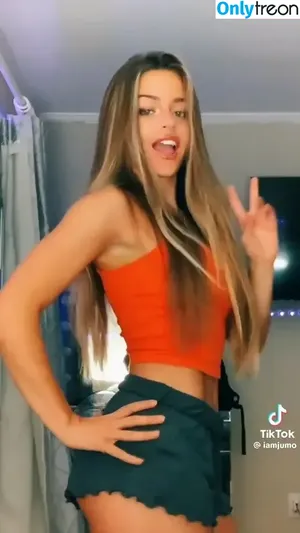 Julia Molinari / Jumo / juliahmolinari / ludmiimolinari nude photo #0011