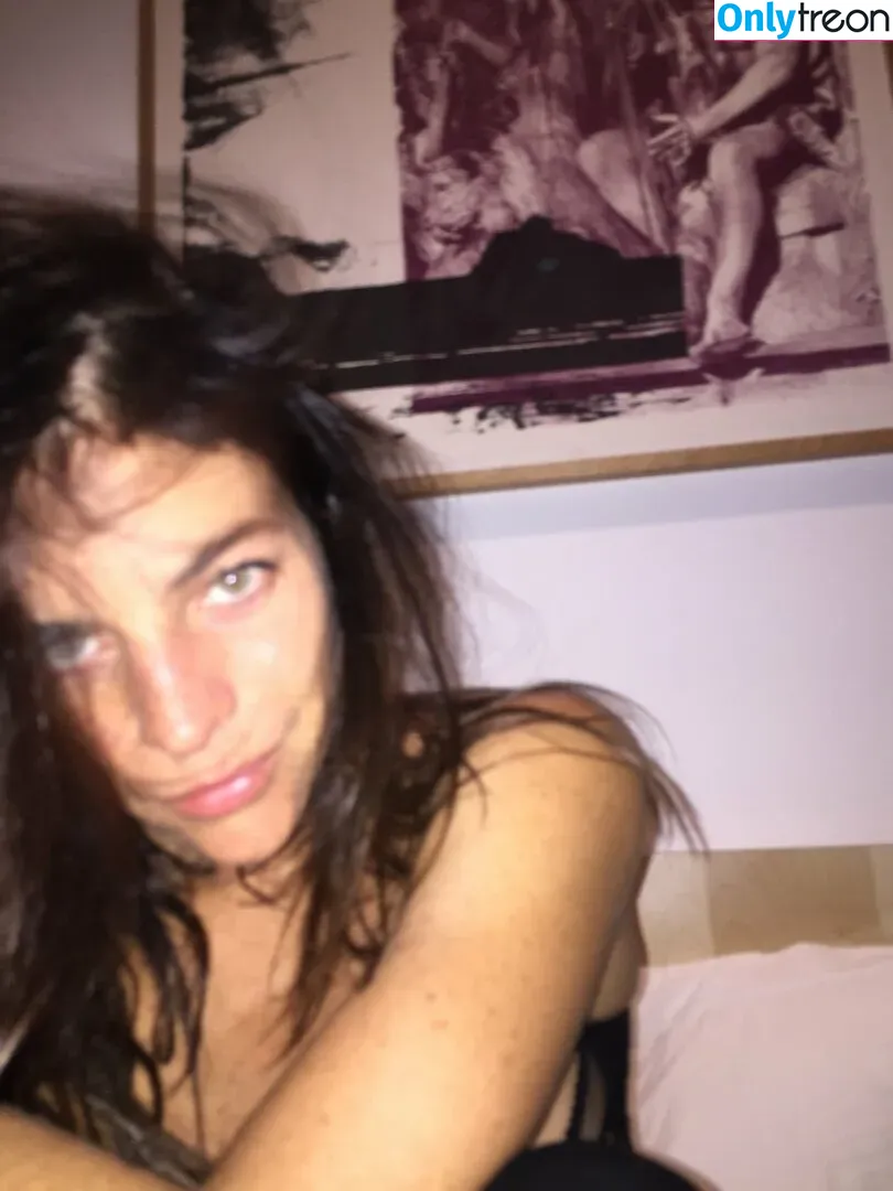 Julia Restoin Roitfeld nude photo #0012 (juliarestoinroitfeld)