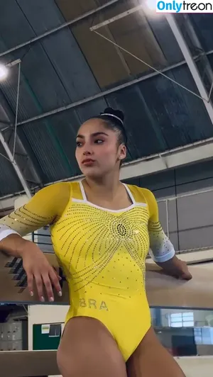 Julia Soares / juju_bsoares / u192041219 фото голая #0018