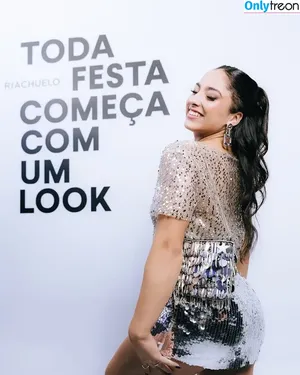 Julia Soares / juju_bsoares / u192041219 фото голая #0040