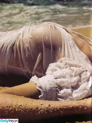 Julia Stegner / juliastegner nude photo #0012