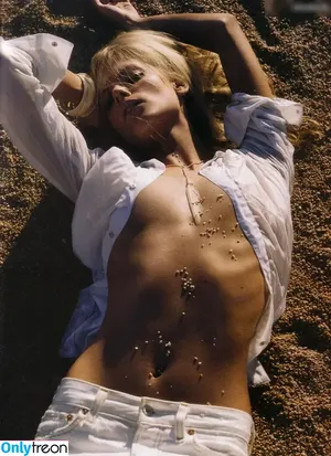 Julia Stegner / juliastegner nude photo #0015
