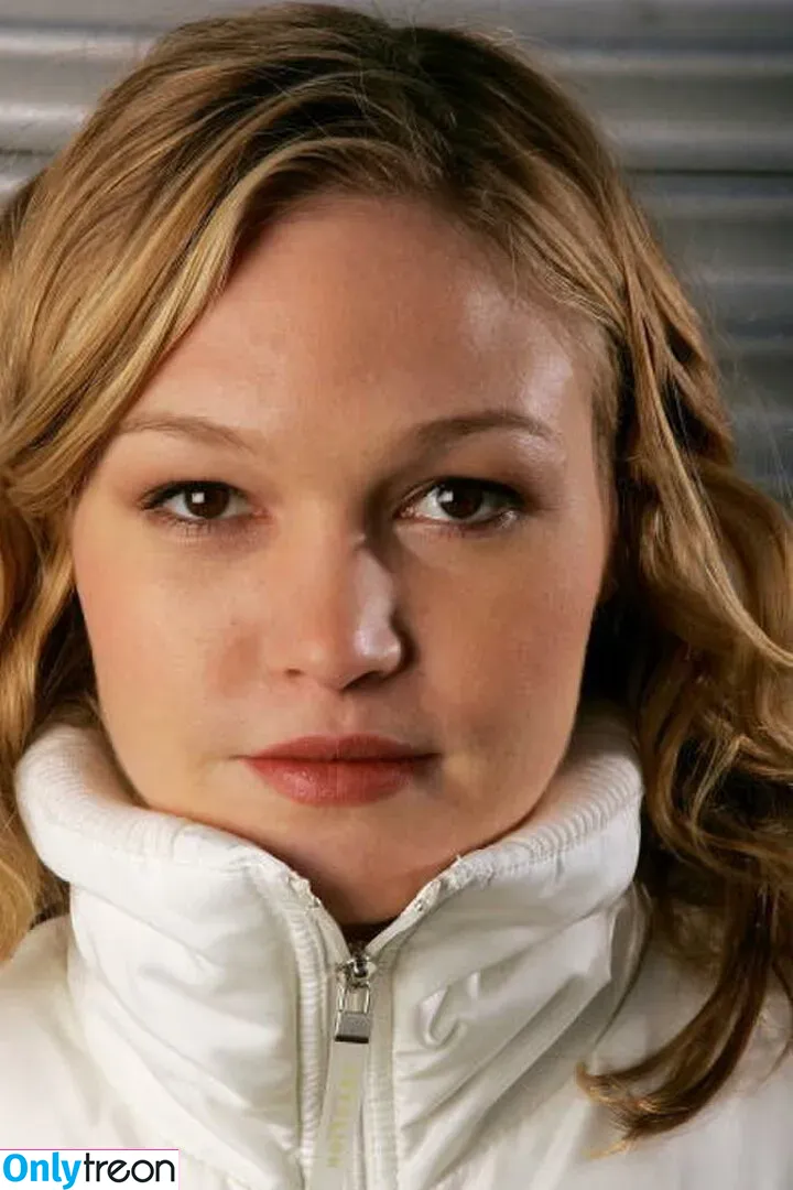 Julia Stiles голая photo #0117 (missjuliastiles)