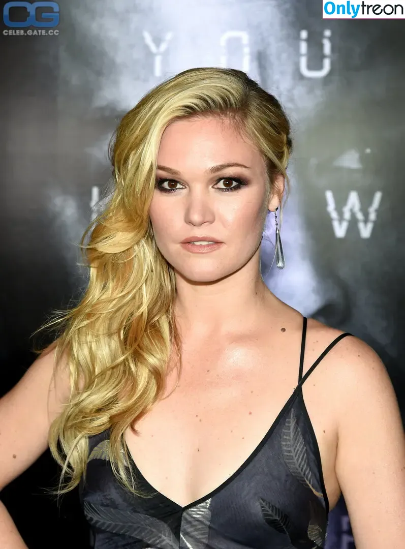 Julia Stiles голая photo #0195 (missjuliastiles)